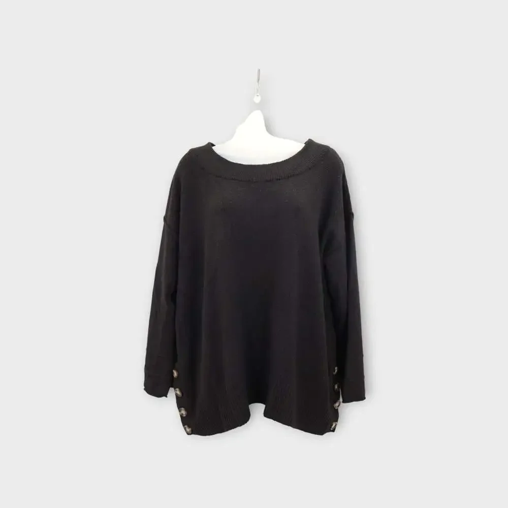 Democracy Womens Size Large Black Sweater Oversized Button Side Slit Hem